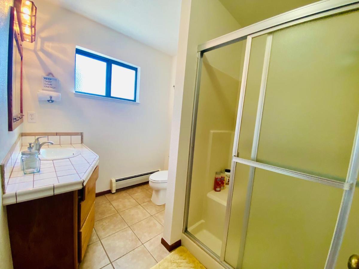 Family Friendly, 3 Bedroom House, With King Bed For Up To 15 - Bbq - Internet - Jet Tub 오번 외부 사진