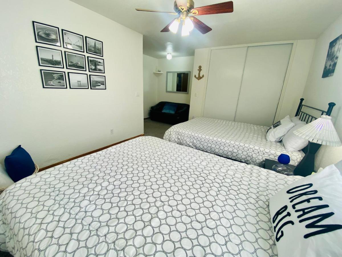 Family Friendly, 3 Bedroom House, With King Bed For Up To 15 - Bbq - Internet - Jet Tub 오번 외부 사진