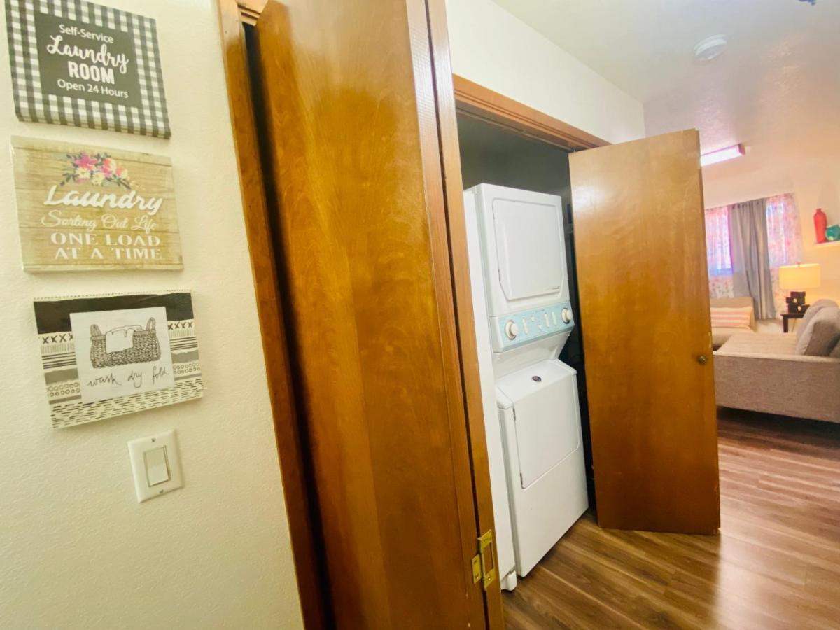 Family Friendly, 3 Bedroom House, With King Bed For Up To 15 - Bbq - Internet - Jet Tub 오번 외부 사진