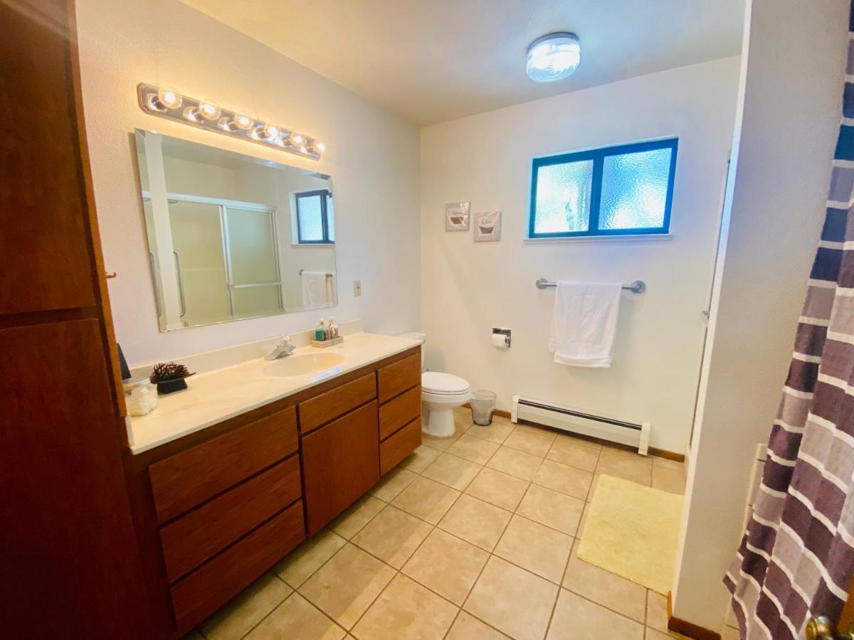 Family Friendly, 3 Bedroom House, With King Bed For Up To 15 - Bbq - Internet - Jet Tub 오번 외부 사진