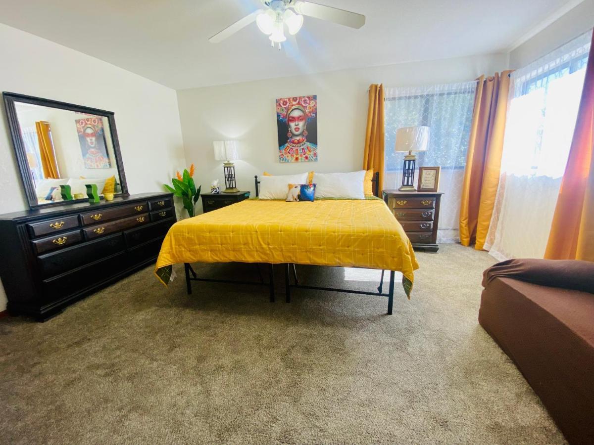 Family Friendly, 3 Bedroom House, With King Bed For Up To 15 - Bbq - Internet - Jet Tub 오번 외부 사진