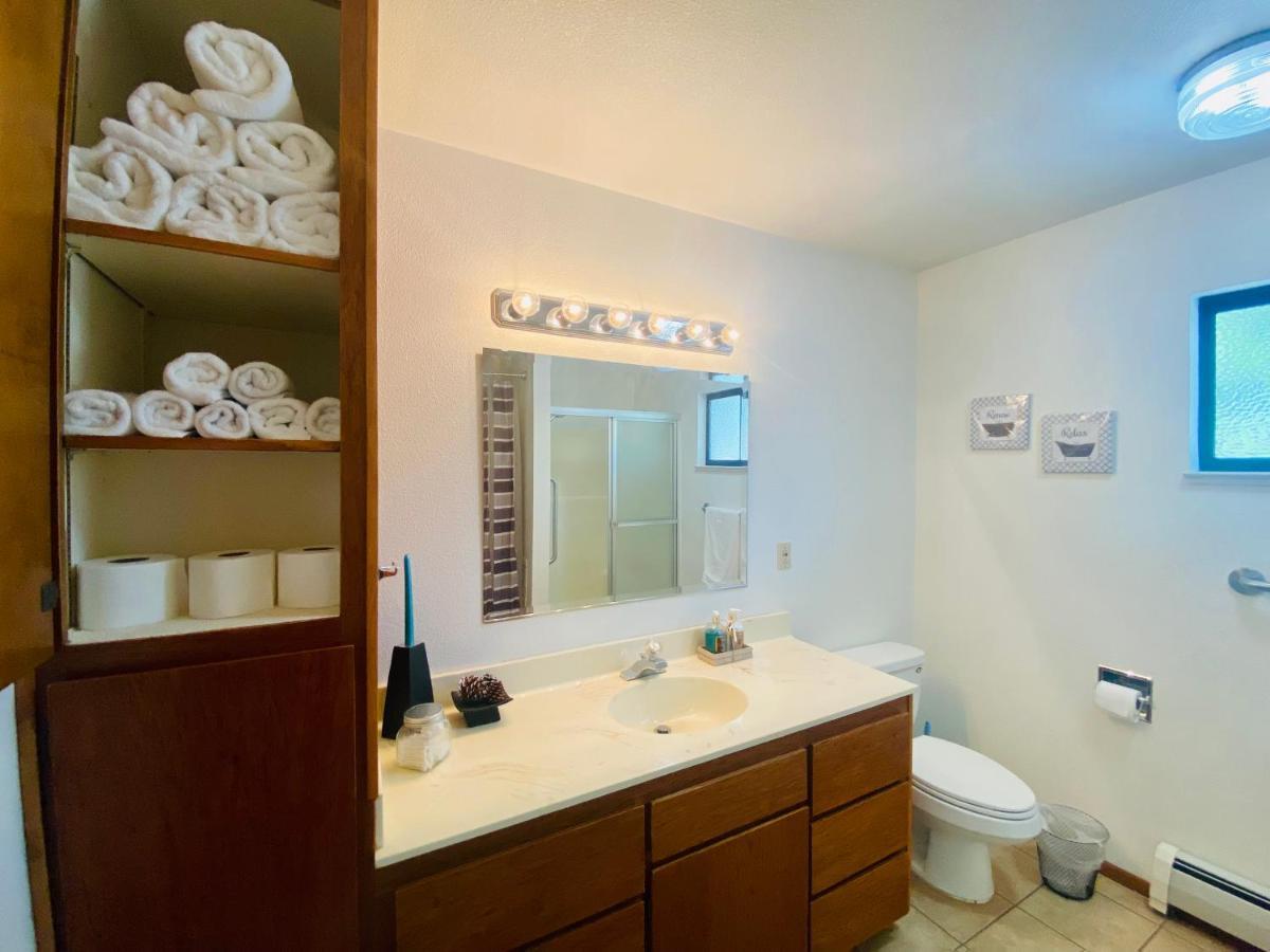 Family Friendly, 3 Bedroom House, With King Bed For Up To 15 - Bbq - Internet - Jet Tub 오번 외부 사진