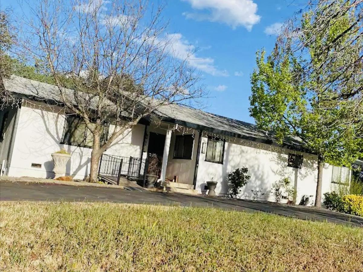 Family Friendly, 3 Bedroom House, With King Bed For Up To 15 - Bbq - Internet - Jet Tub 오번 외부 사진